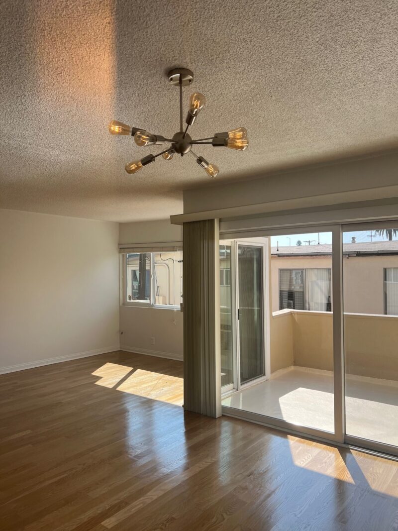 1921 Vista Del Mar Ave. #108 Los Angeles, CA. 90068. Spacious studio w/ hardwood floors and large balcony and parking!  $1,995