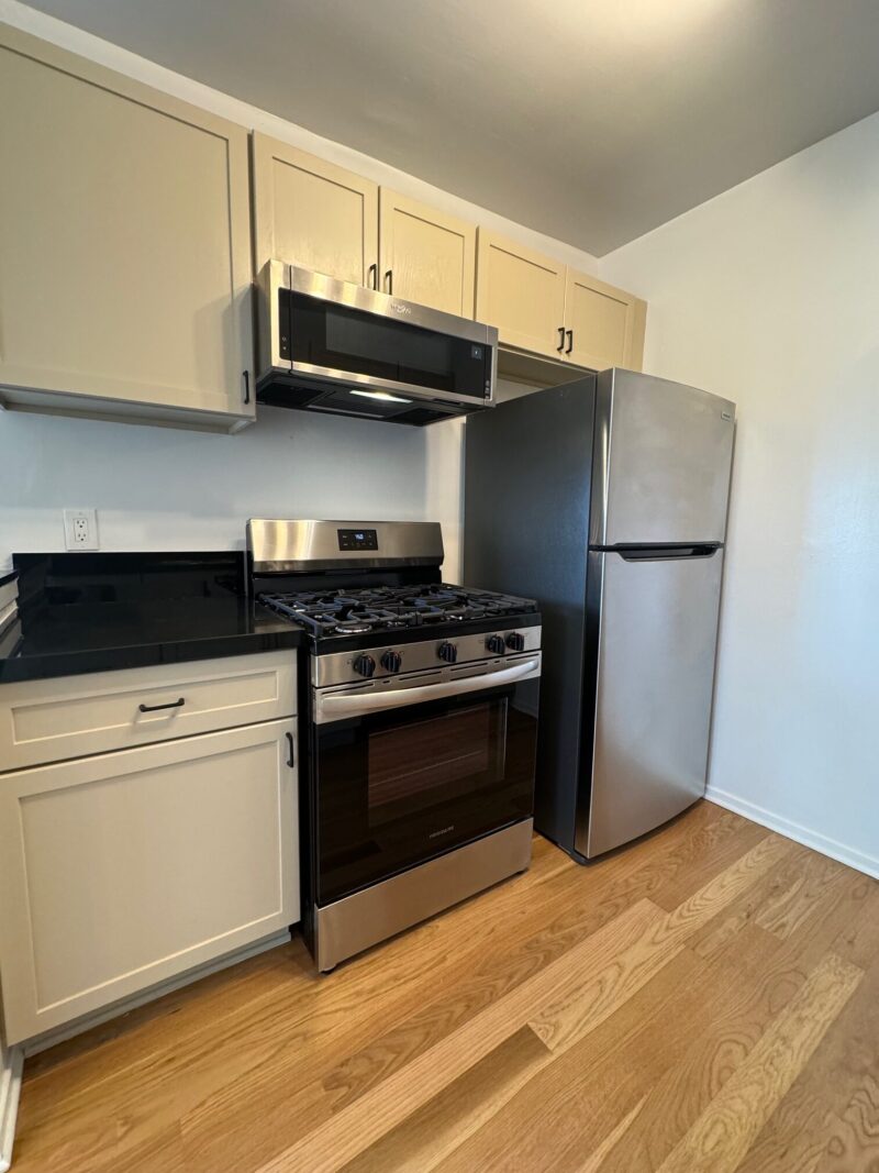 1956 Apex Ave. #1 Los Angeles, CA. 90039. Top floor 1 Bed, 1 Bath with large balcony, parking and city and hillside views including Down Town Los Angeles! $2,750